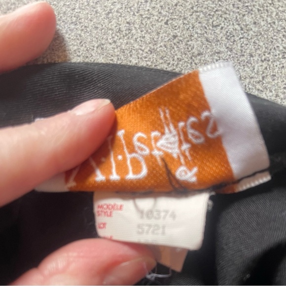 Vintage V-I-Petites Black Wool Blend Button Skirt - Picture 6 of 10